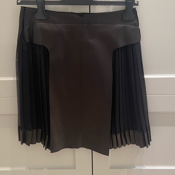 Derek Lam black leather and silk skirt, size US0 - Picture 2 of 3